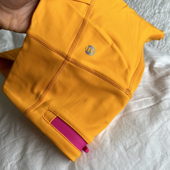 All Access Bandier Utility Pocket Legging + Bra Top 2 piece workout set - Picture 8 of 12